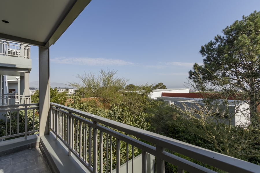 2 Bedroom Property for Sale in Somerset Lakes Western Cape